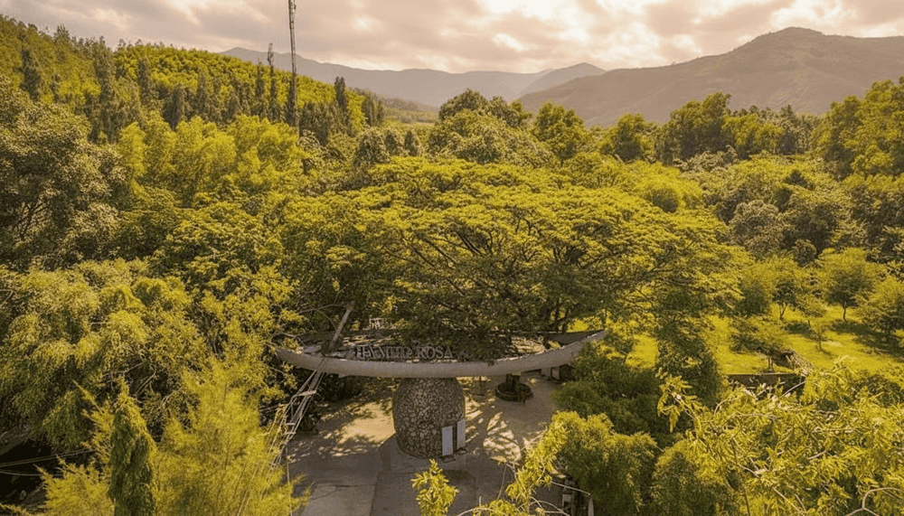 Hầm Hô - nét chấm phá giữa núi rừng hùng vĩ